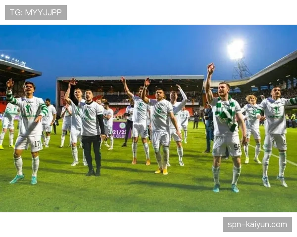 速报:凯尔特人提前八轮锁定苏超联赛冠军,完成十连冠